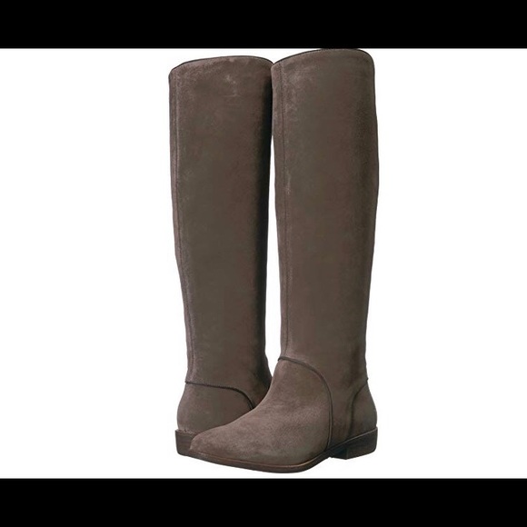ugg gracen winter boot 👢 - Picture 1 of 7